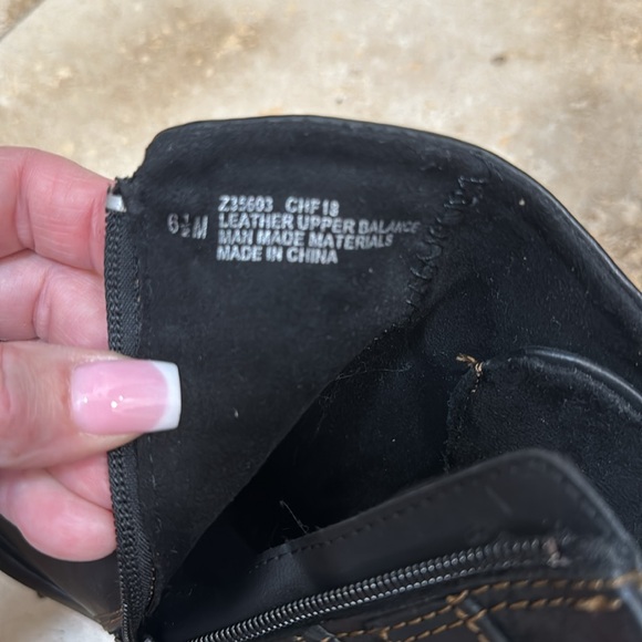 BOC ankle boots. 6 1/2 NEW. never worn. Gorgeous boots. - Picture 15 of 16